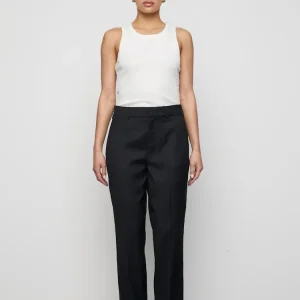 Alicia Bukse Black