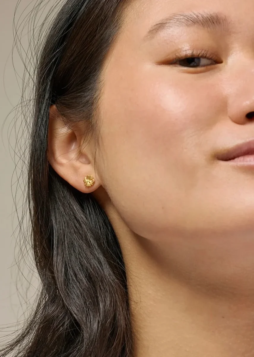 Organic Clover Studs - Image 4