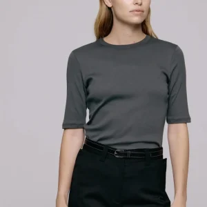 Marianne Rib Tee Volcanish