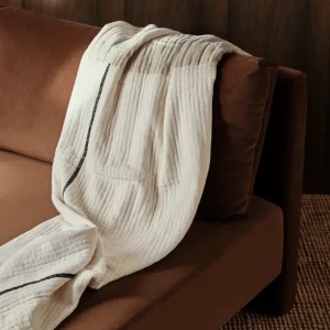 Dela Throw Natural & Off White